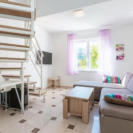 Apartment Lovorka 5 Baška Buitenkant foto