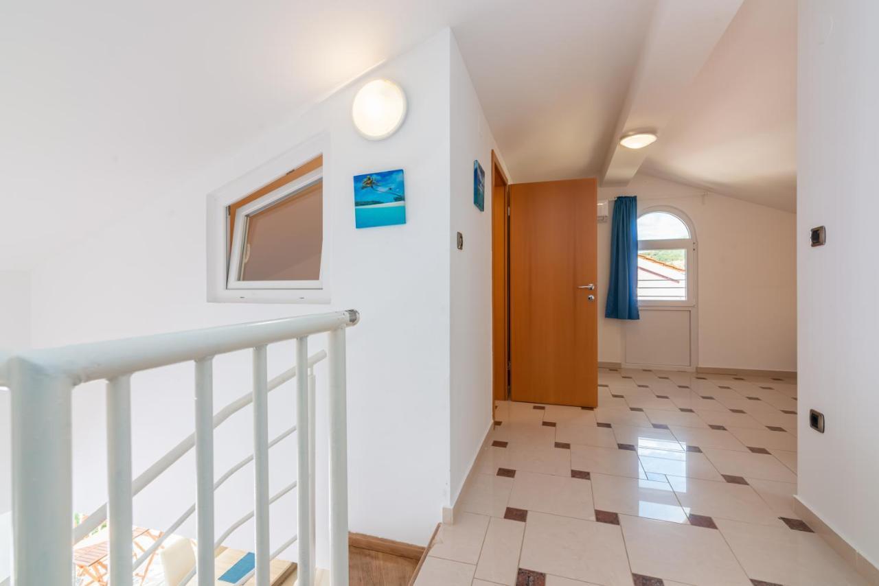 Apartment Lovorka 5 Baška Buitenkant foto