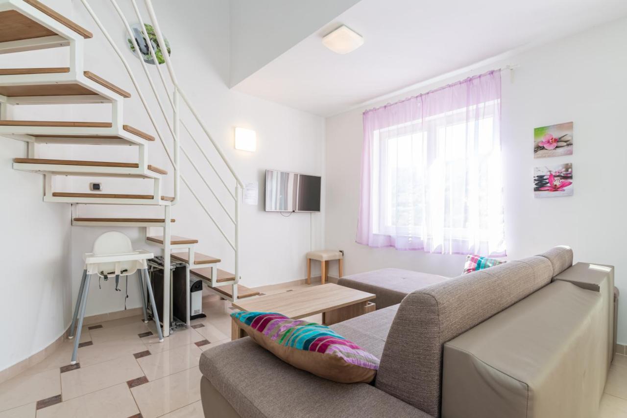 Apartment Lovorka 5 Baška Buitenkant foto