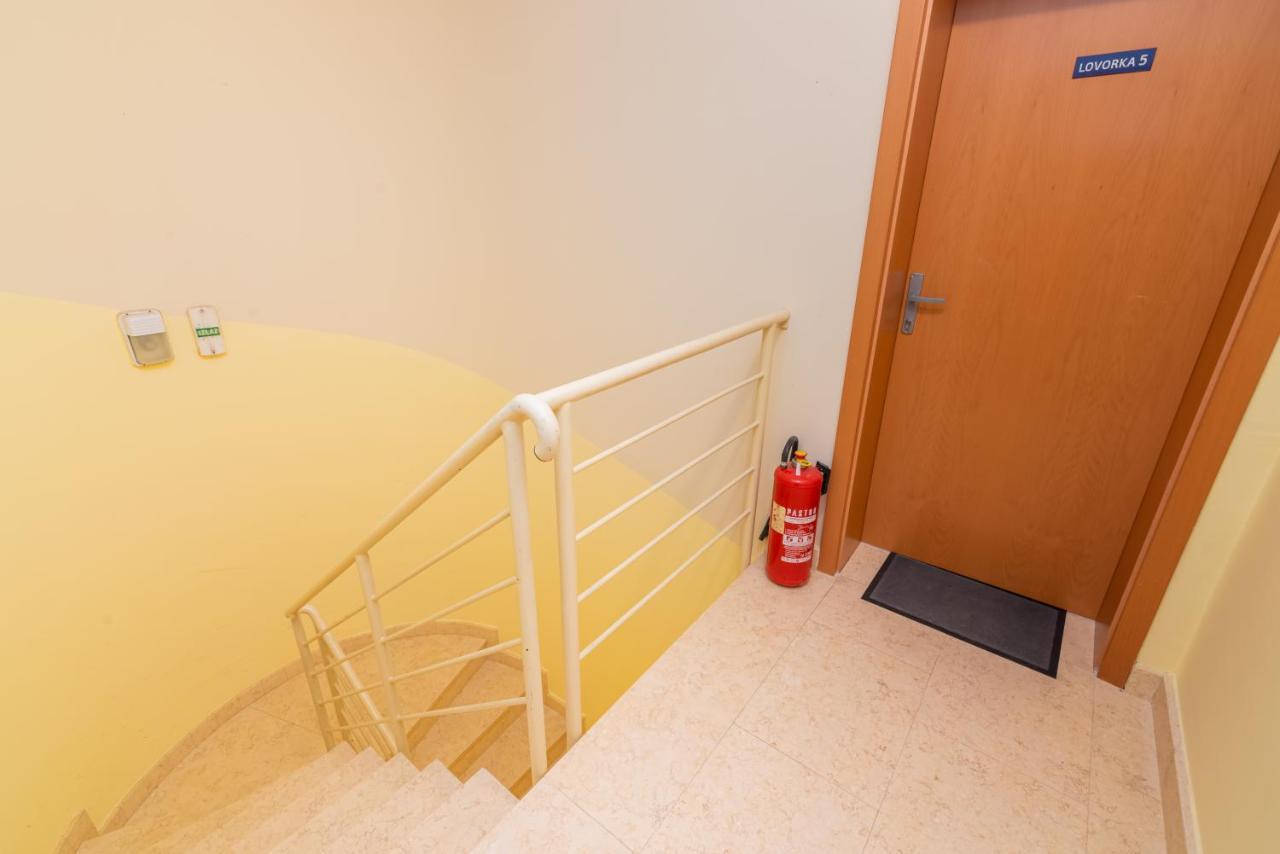 Apartment Lovorka 5 Baška Buitenkant foto
